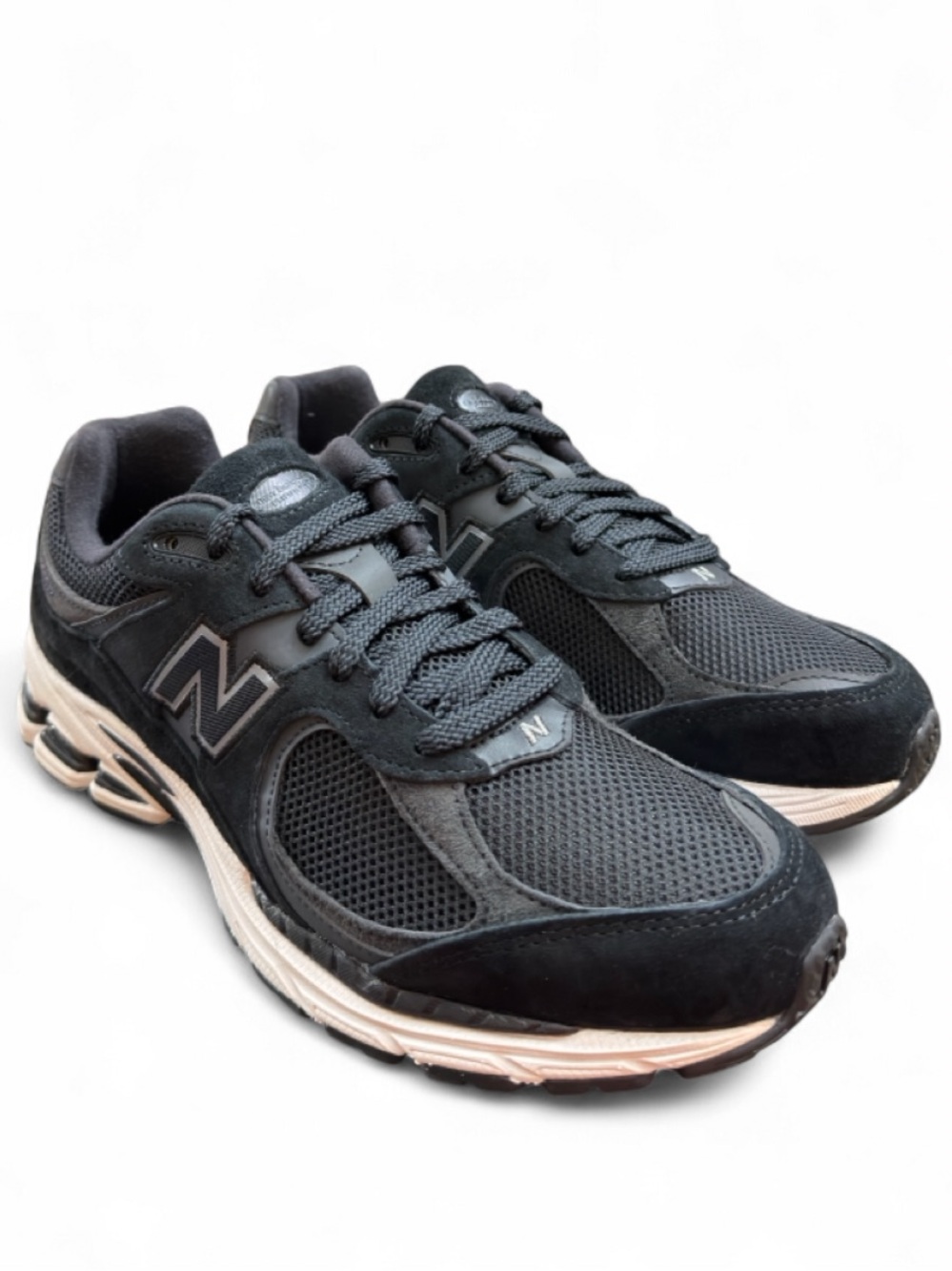 New Balance 2002R ‘Black Grey’ Sneakers Size US Men’s 10/ Women’s 11.5 (NEW)